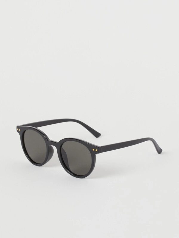 Alternative view of Black shades for him
